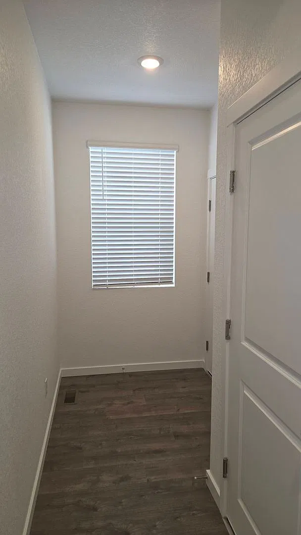 3644 Glenna Place - Ellston Park - 2 Story Townhome - 3 Bed/ 2.5 Bath/ 2 Car Garage — Photo 2