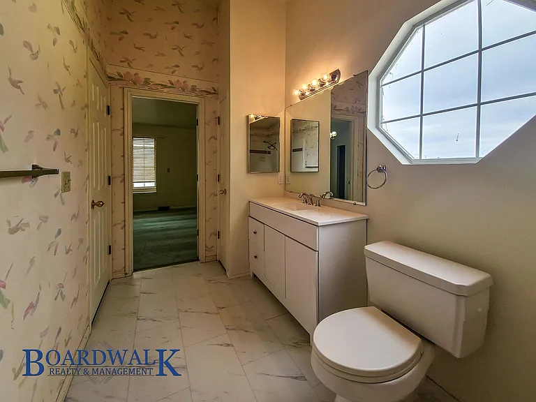 5677 S Esprit Dr — Photo 18