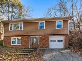 337 E Shore Trl, Sparta, NJ 07871