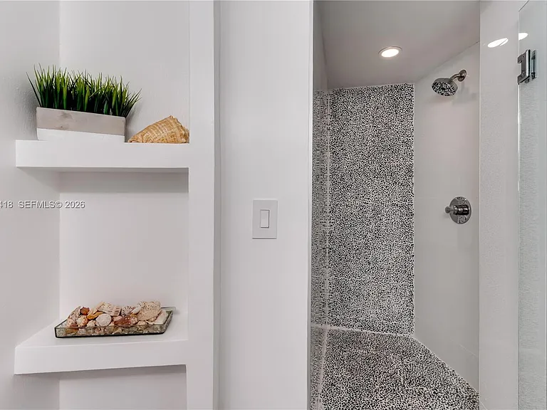1901 Brickell Ave #B1809 — Photo 19