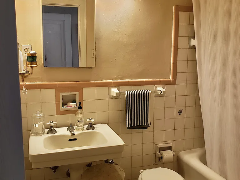 3222 Country Club Rd #3 — Photo 10