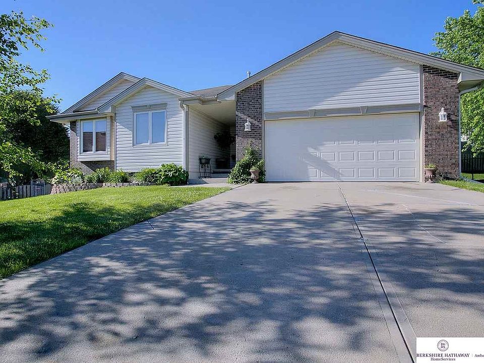 1st image of 8025 S 67th Street Cir