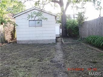 2nd image of 3445 Louisiana Ave