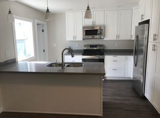 504 28th Ave S, Seattle, WA 98144