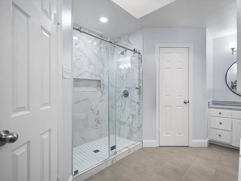 291 N Bay Dr — Photo 24