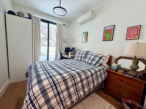 4th image of 221 S 4th St #2B