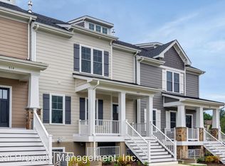 512 Trailside Dr, Charlottesville, VA 22911