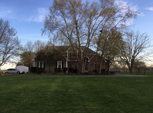 6 Orchard Pl, Harrisonville, MO 64701