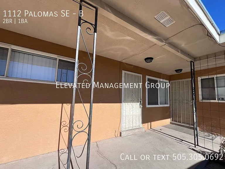 1112 Palomas Dr SE #B — Photo 3