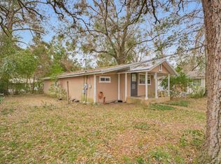 6613 Hinote St, Milton, FL 32570