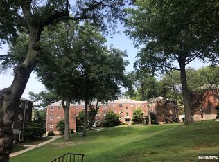 1470 Terrace Cir #4, Teaneck, NJ 07666