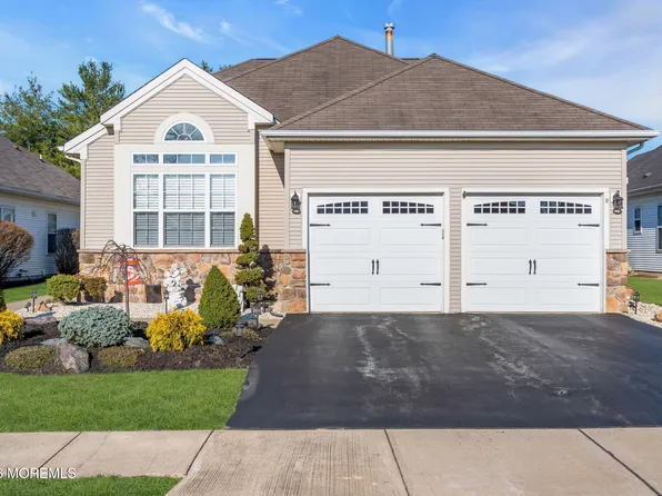 9 Ignatius Drive, Manchester, NJ 08759