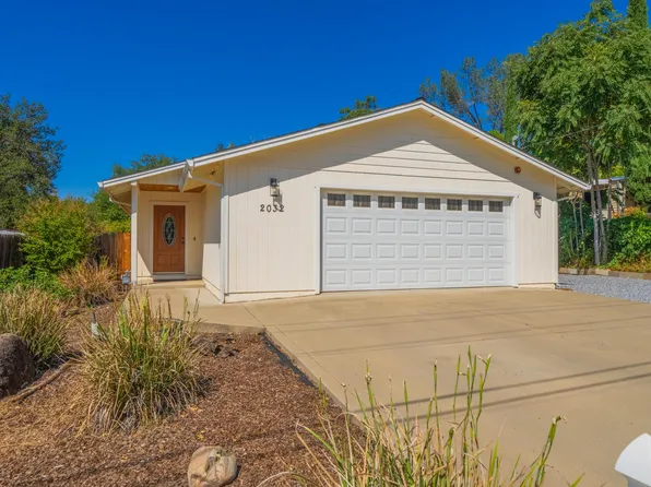 2032 Cabello St, Shasta Lake, CA 96019