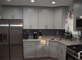 10039 222nd St FLOOR 1, Queens Village, NY 11429