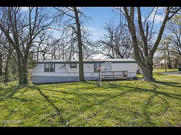 116 Jacob Dr, Carthage, MO 64836