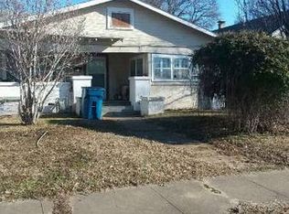 1218 W 5th St, Coffeyville, KS 67337