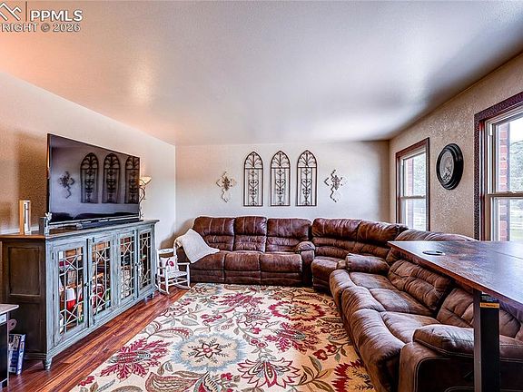 5th image of 3278 Estates Cir