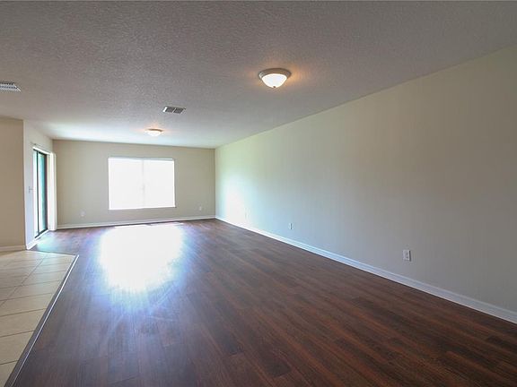 3rd image of 5509 Superior Dr