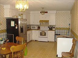 4th image of 2813 Sparrow Dr