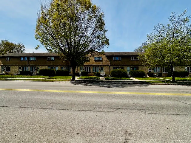 64 Crocker Blvd