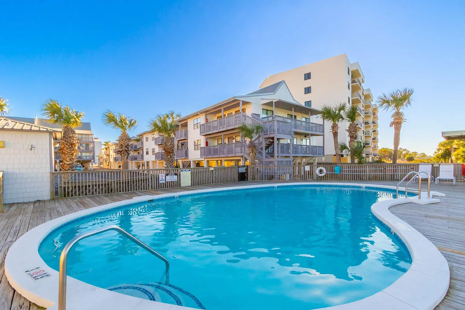 1 bed, 1.0 bath, 398 sqft, $2,264 — Photo 4