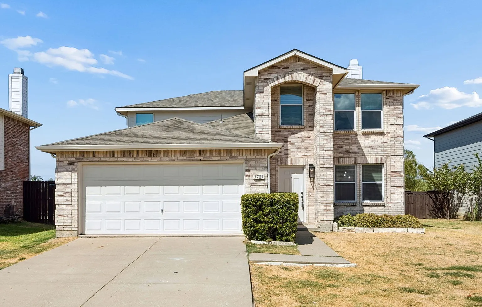 4 bed, 2569 sqft, $2,750 — Photo 1