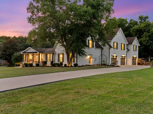 801 Loretta Dr, Goodlettsville, TN 37072