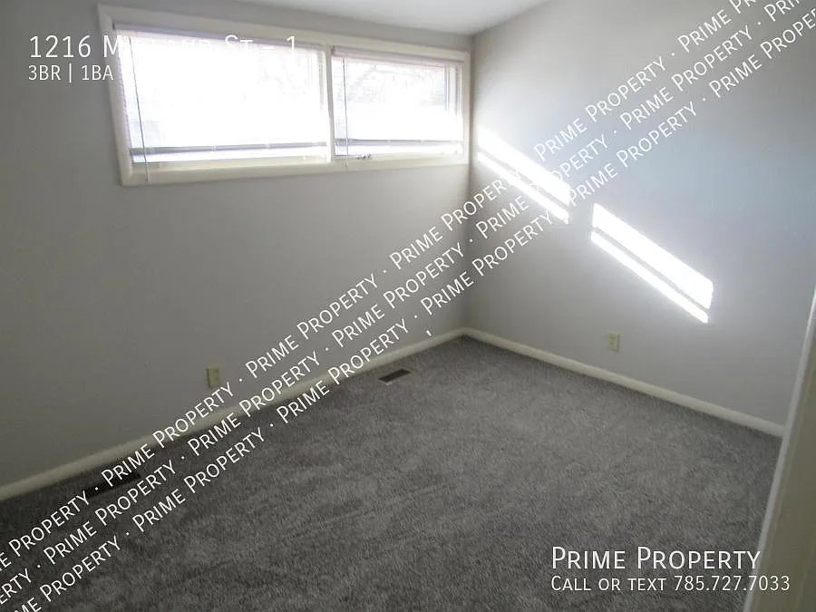 1216 Midland Street - 1 — Photo 4