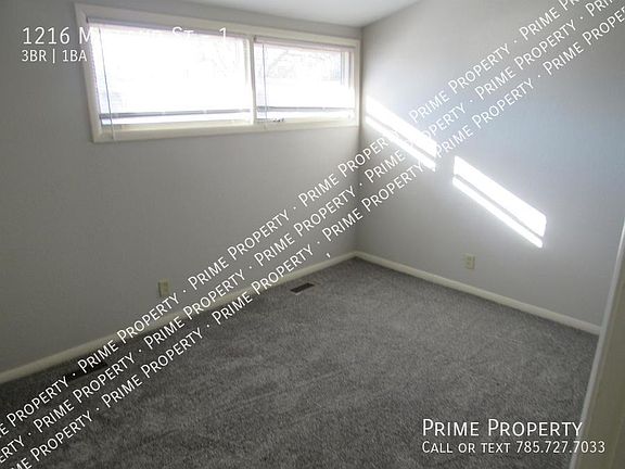 4th image of 1216 Midland St #1
