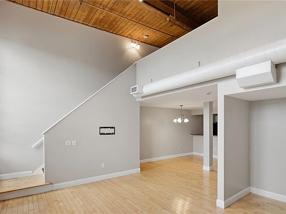 5th image of 494 Woonasquatucket Ave APT 411