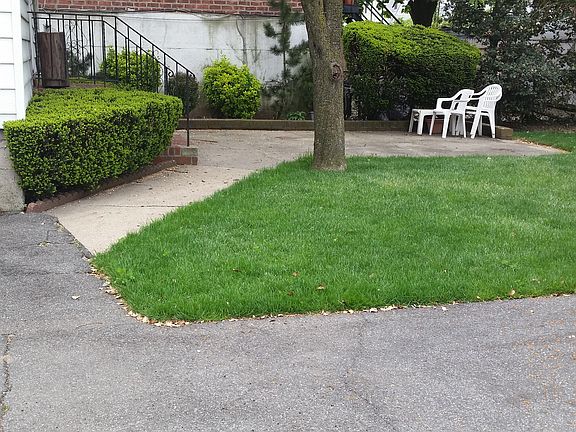 5th image of 864 East 95th Street