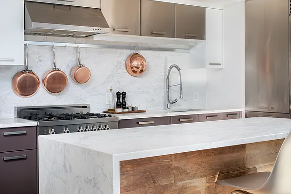 Sold by Compass | media 16