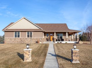 803 Martin Ave, Hudson, WI 54016