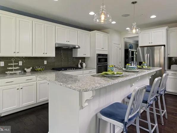7103 Donston Dr, Laurel, MD 20707