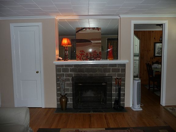 3rd image of 111 Byrne Pl