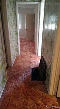 Hallway toward the bedrooms.