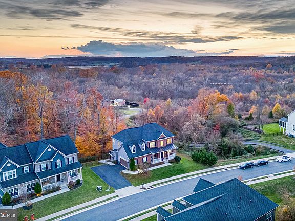 3rd image of 21095 Honeycreeper Pl