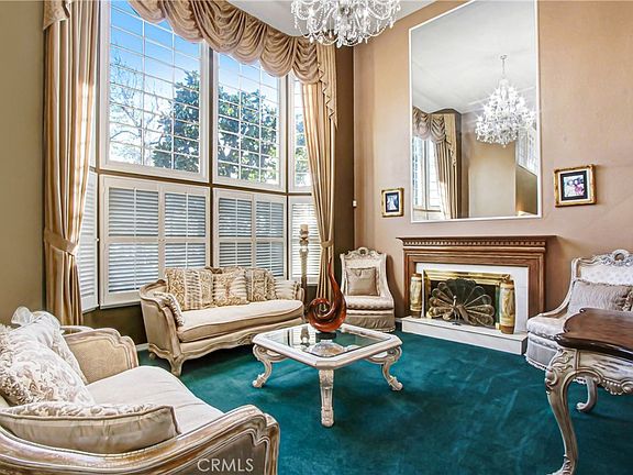 5th image of 7954 Thoroughbred St