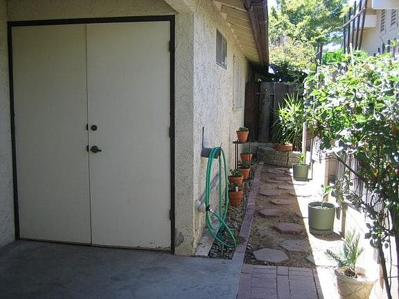 4th image of 6074 N Maroa Ave APT 102