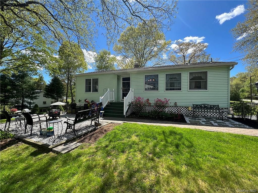 141 Weskora Road, Yorktown Heights, NY 10598 Zillow