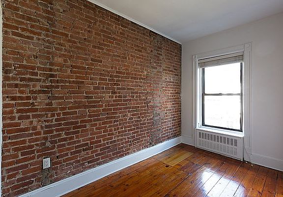 3rd image of 297 Garfield Pl APT 4R