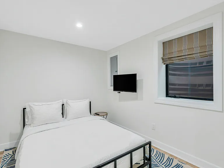 6 Ridge Way — Photo 36