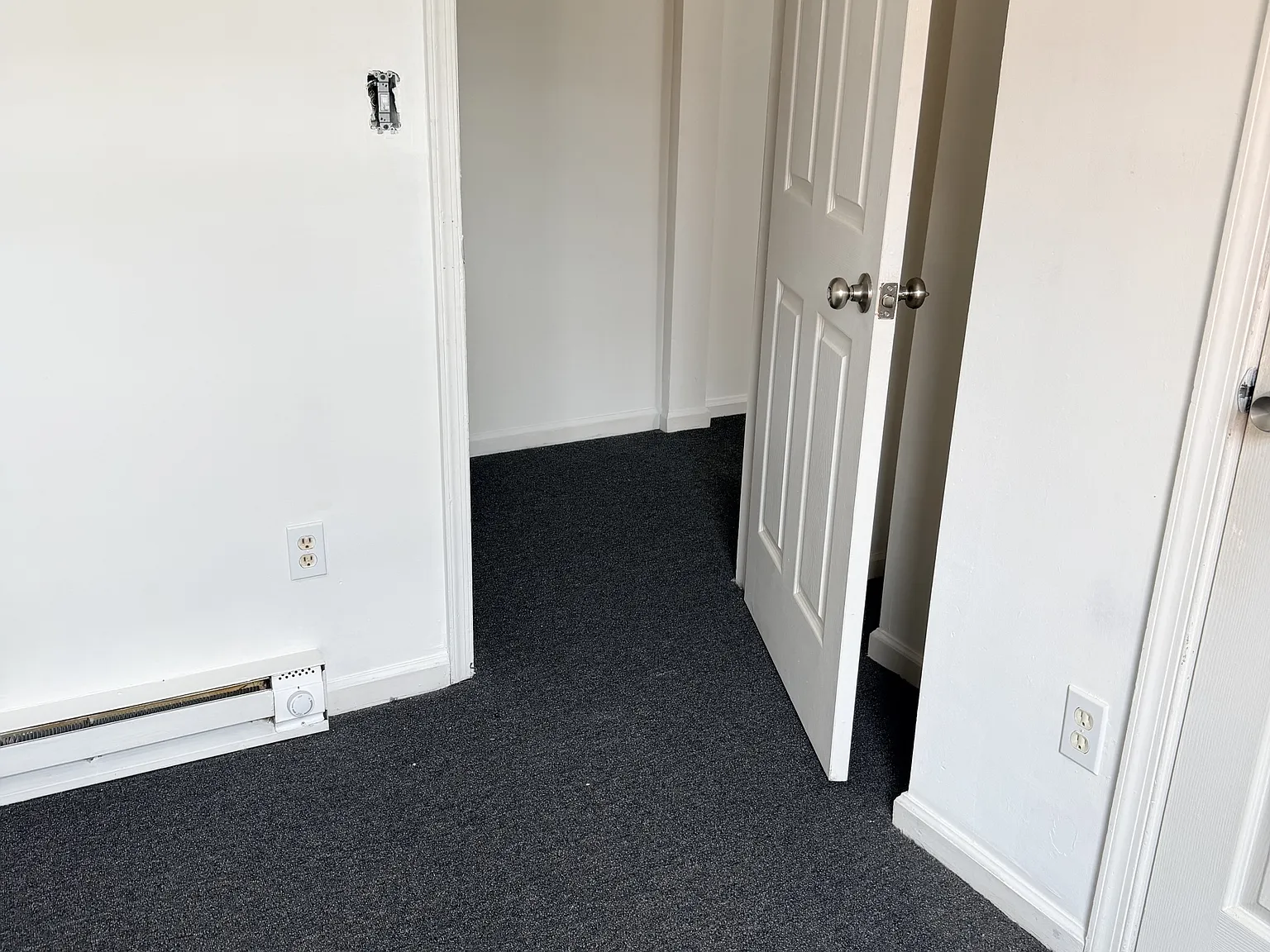 8th St - 407 W - 4 — Photo 3