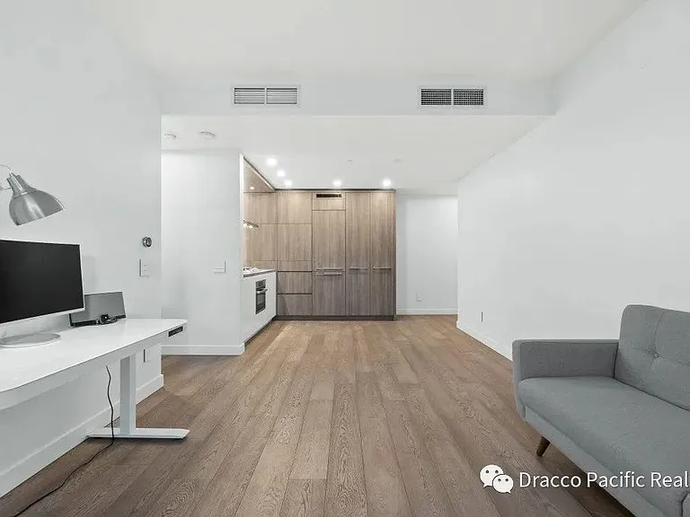 1441 Johnston Rd #704 — Photo 3