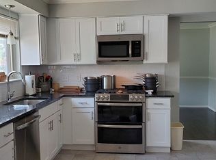 2116 Shady Dr, Warren, MI 48092