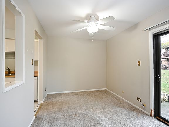4th image of 1716 Lakecliffe Dr APT D
