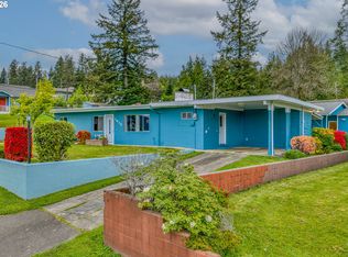 1615 19th St, Myrtle Point, OR 97458