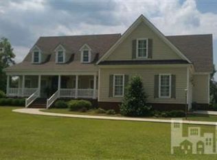 173 Eastwood Dr, Wallace, NC 28466