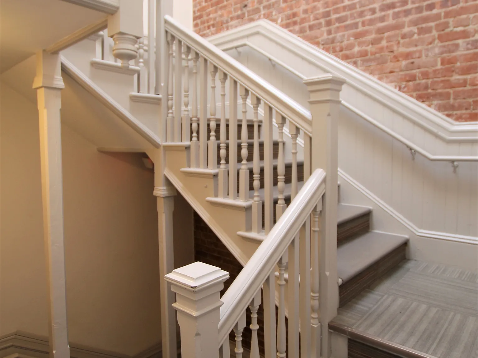 Studio, 300 sqft, $1,395 — Photo 4