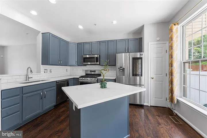 Meadow Trail Ln, Hyattsville — Photo 3